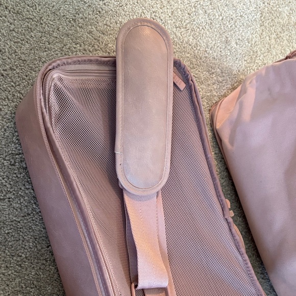 BEIS mini convertible weekender bag - Picture 5 of 9